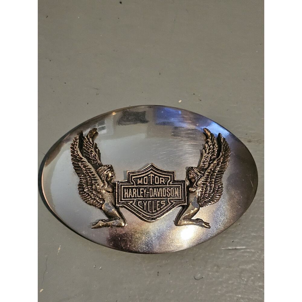 Harley Davidson Belt Buckle 2 Tone Silver And Brass. 2.5"×3.5". Unmarked.